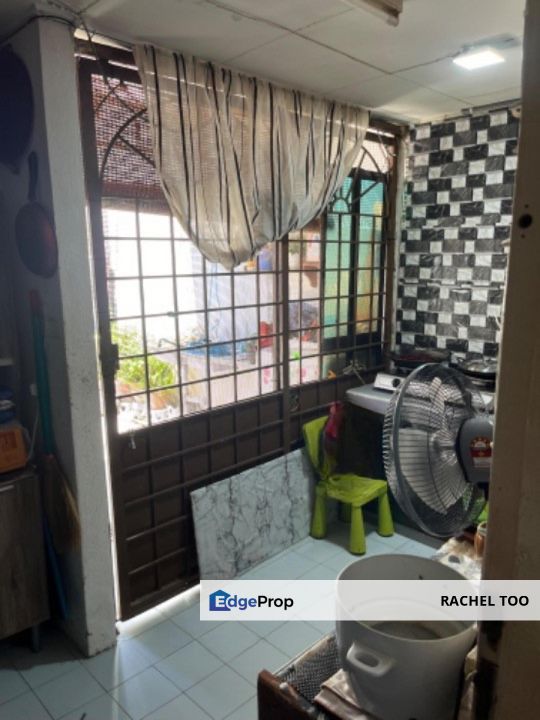 USJ 11, Subang Jaya 2-storey basic 22x70 house for rent, Selangor, Subang Jaya