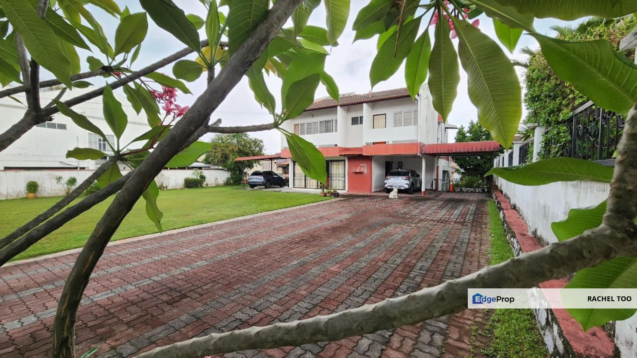 SS 2, Petaling Jaya freehold bungalow big land size and serene street, Selangor, Petaling Jaya