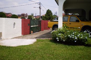 SS3, Petaling Jaya 1 storey bungalow corner unit for sale