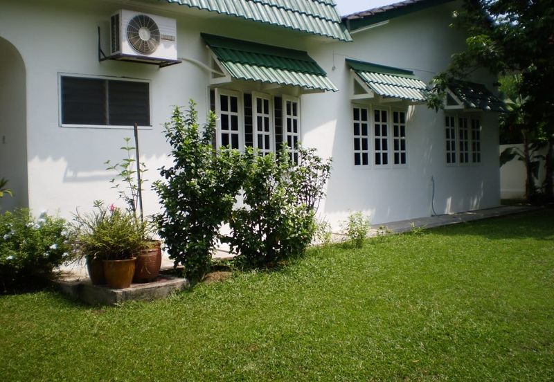 SS3, Petaling Jaya 1 storey bungalow corner unit for sale