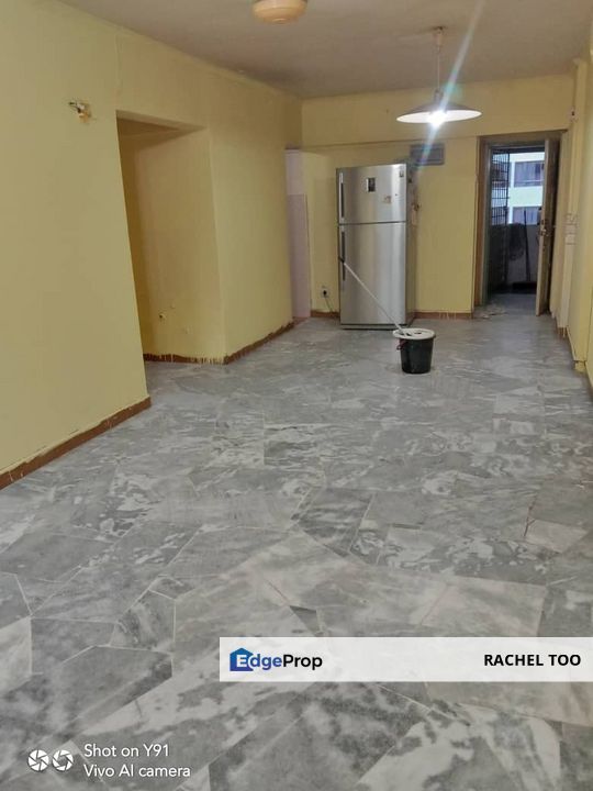 Vantage Point (Menang Ria) 3R2B 1carpark well kept unit for sale, Kuala Lumpur, Desa Petaling