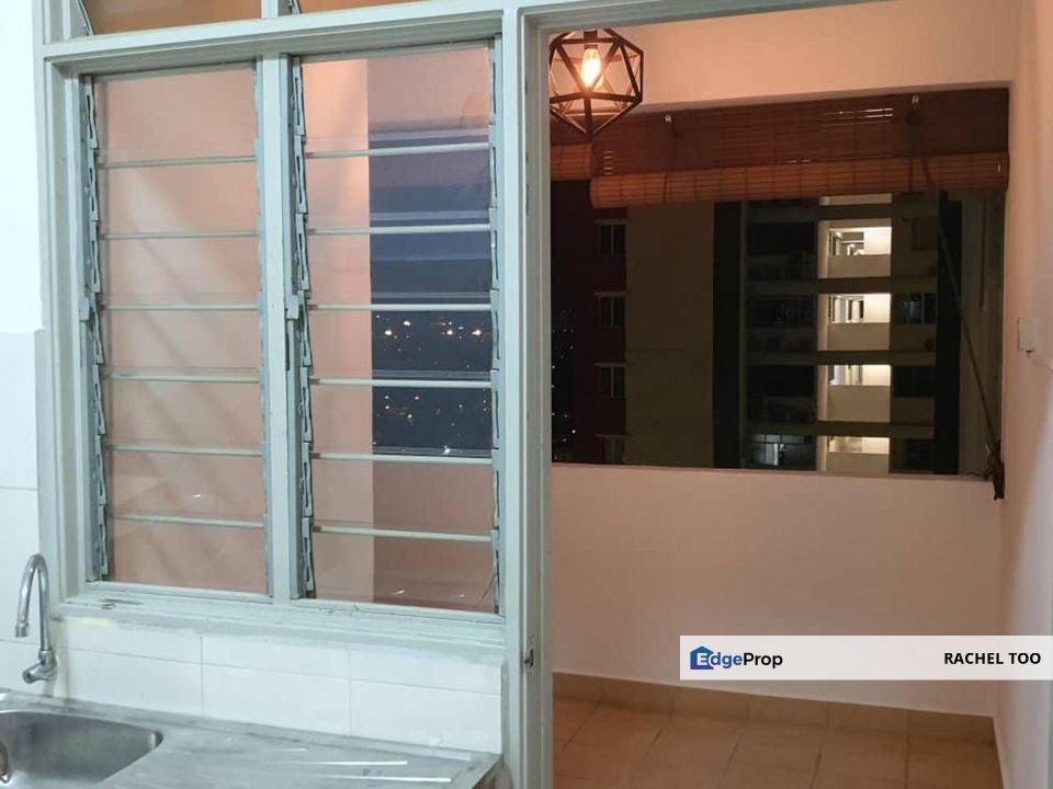 Main Place Residence USJ 21 Subang Jaya 3R2B Well Kept High Floor Unit, Selangor, USJ