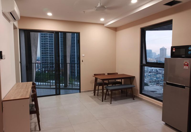 Yolo Signature Suites