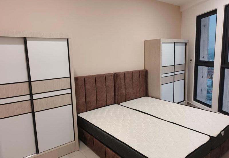 Yolo Signature Suites