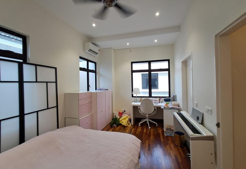 Setia Alam Setia Utama 1