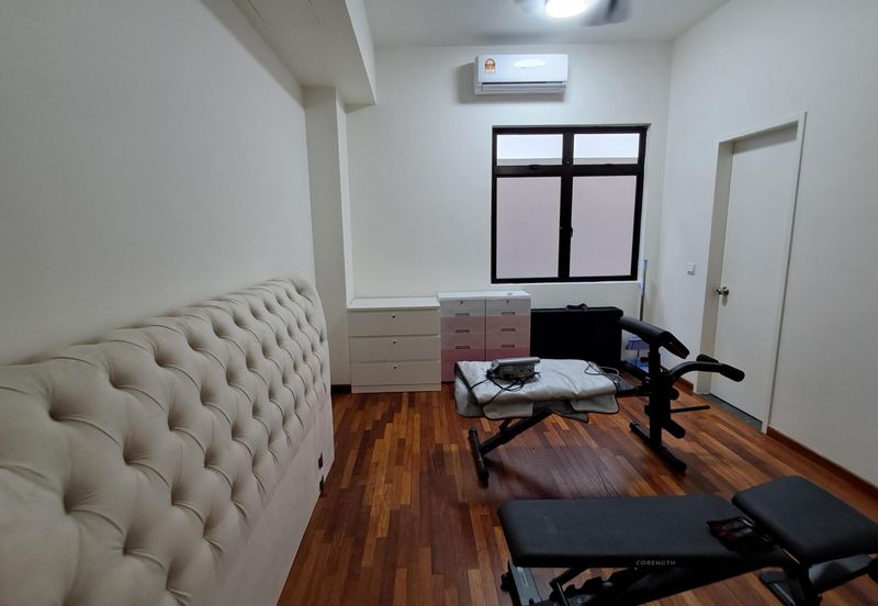 Setia Alam Setia Utama 1