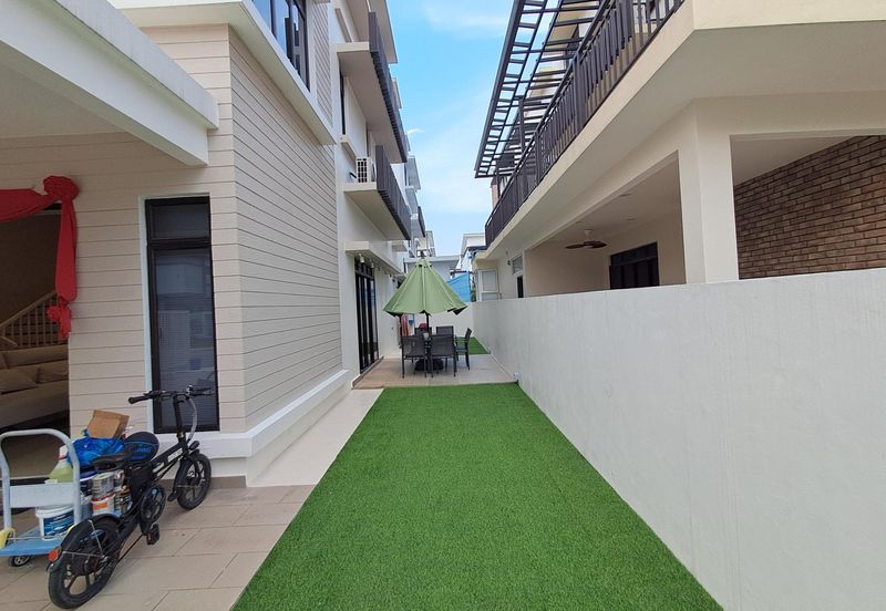 Setia Alam Setia Utama 1