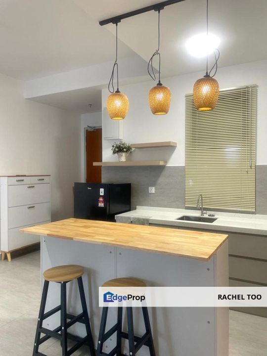 Sunsuria Forum, Setia Alam 3R2B 2carpark fully furnished nice unit for sale, Selangor, Shah Alam