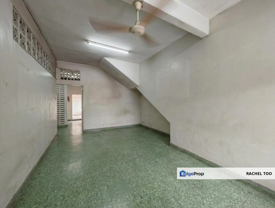 Paramount Garden (Taman Paramount) Petaling Jaya 2sty house 25x75sqft & double volume ceiling height, Selangor, Petaling Jaya