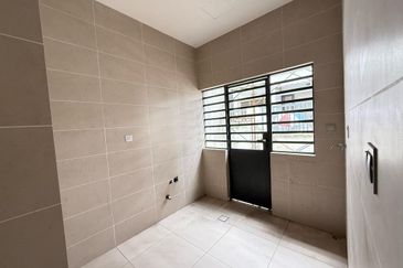 The Canal Garden South, Horizon Hills