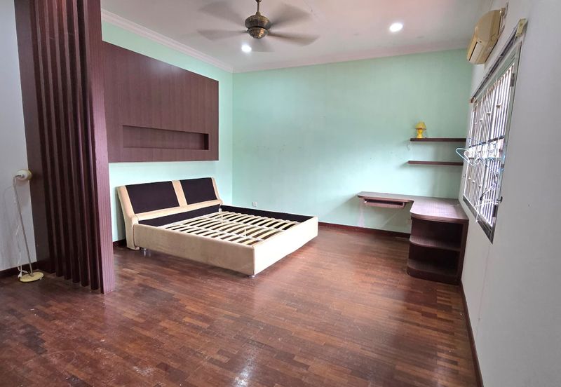 IOI Palm Villa Residence Double Storey Bungalow House For Sale / Rent