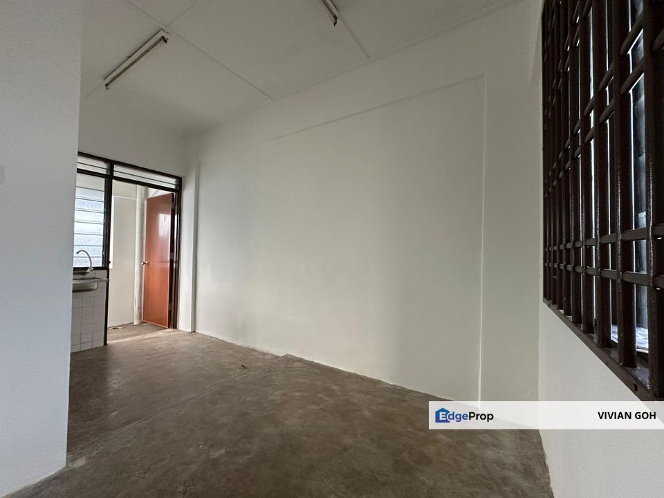 Taman Molek Flat For Sale, Johor, Johor Bahru