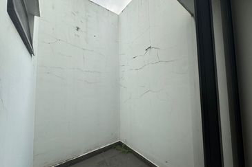 The Canal Garden South, Horizon Hills