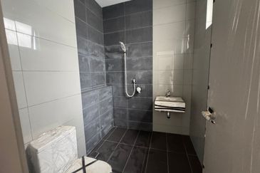 The Canal Garden South, Horizon Hills