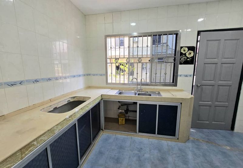 Bandar Baru Seri Alam