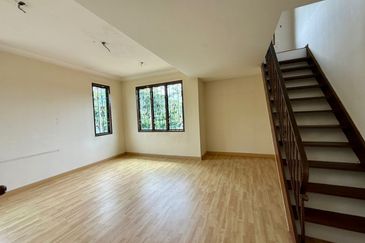 Taman Austin Perdana