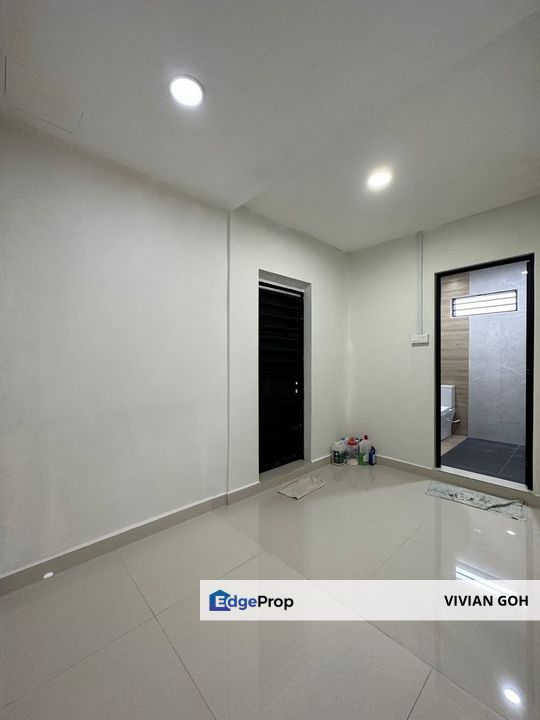 Desa Baiduri - 2 Storey Semi-D House For Sale, Johor, Kulai