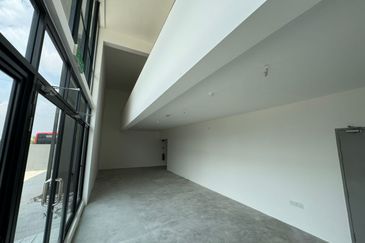 Elmina Business Park