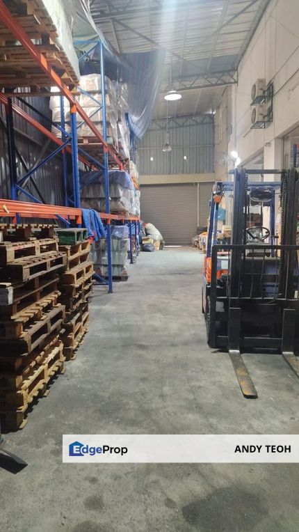 1.5-Storey Semi-D Factory @ Taman Perindustrian Tasik Perdana, Puchong, Selangor, Puchong