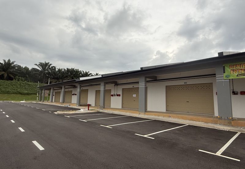 Bandar Putra Kulai Jalan Puyuh | New 1-Storey Shoplot | Putra Indah | From RM1800 | For Rent