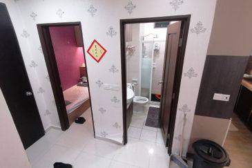 Tropicana City Tropics