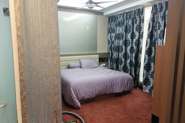 Tropicana City Tropics