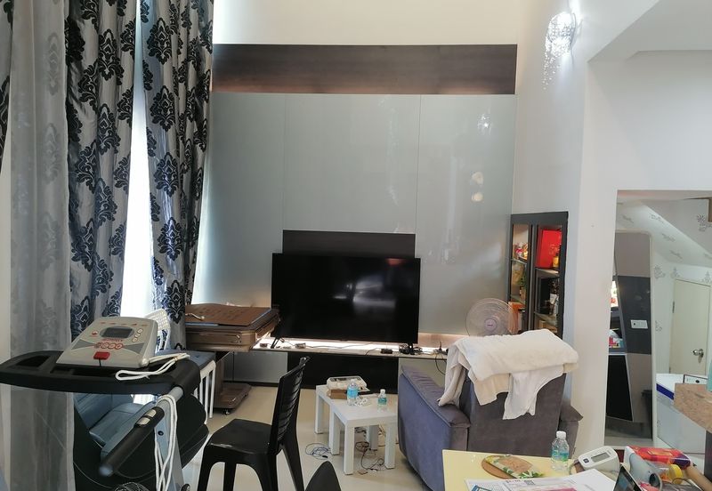 Tropicana City Tropics