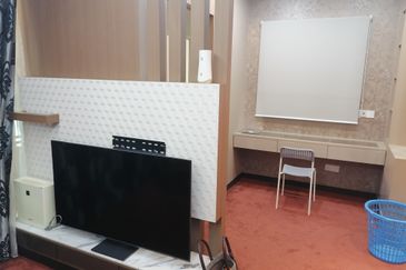 Tropicana City Tropics