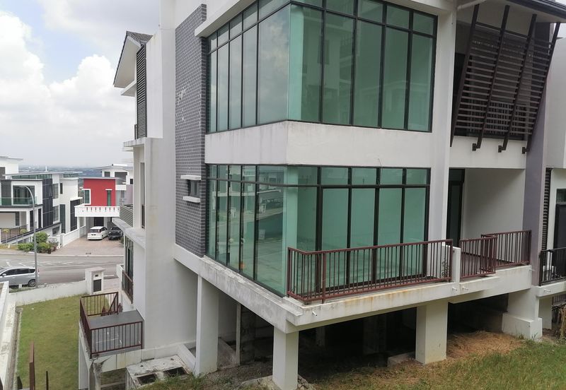 Kingsley Hills @ Putra Heights