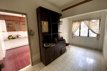 Jalan Bunga Kemboja 3