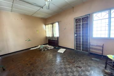 Jalan Bunga Kemboja 3