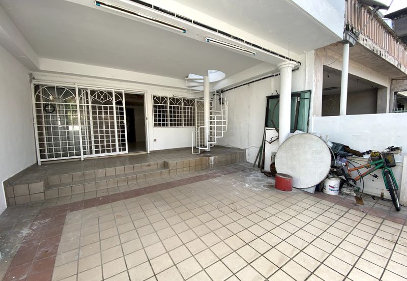 Jalan Bunga Kemboja 3