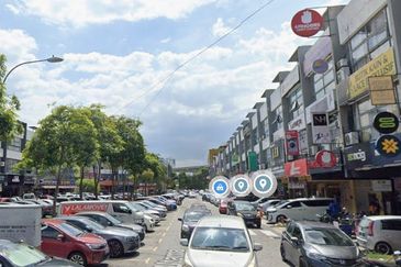 The Trillium @Lake Fields