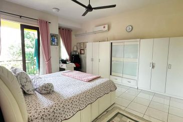 Avenue 2, Lake Valley