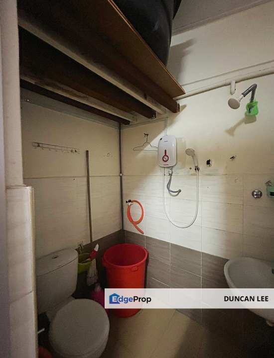 
2 Sty terrace house @ Taman Rakan, Kajang, Selangor, Cheras South