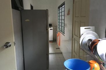 SL 4, Bandar Sungai Long