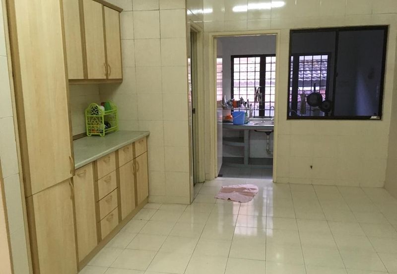 SL 4, Bandar Sungai Long