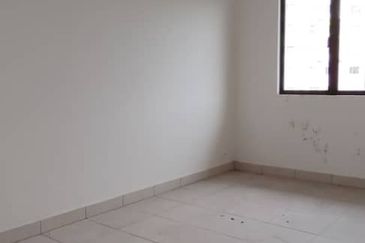 Townhouse @ Pearl Residence, Bandar Mahkota Cheras
 For Sale