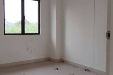 Townhouse @ Pearl Residence, Bandar Mahkota Cheras
 For Sale