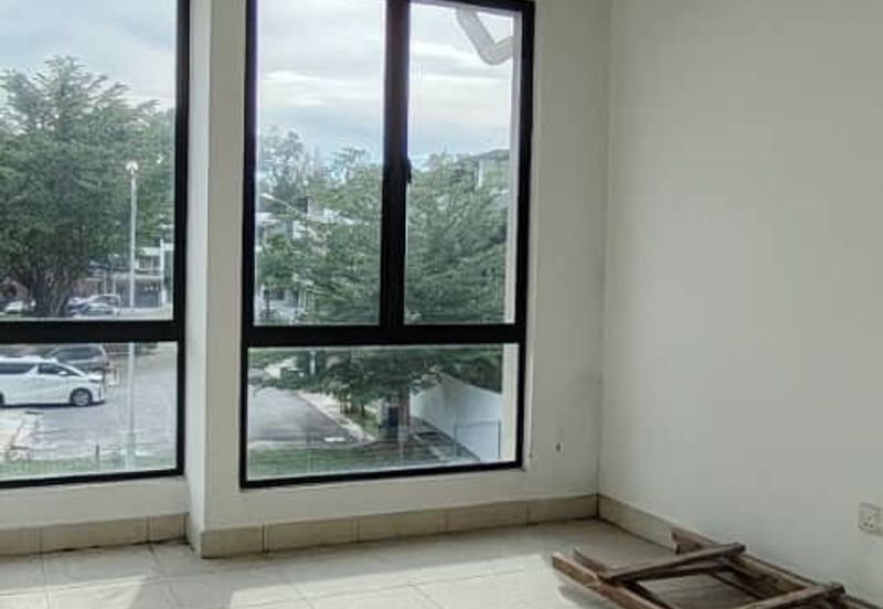 Townhouse @ Pearl Residence, Bandar Mahkota Cheras
 For Sale