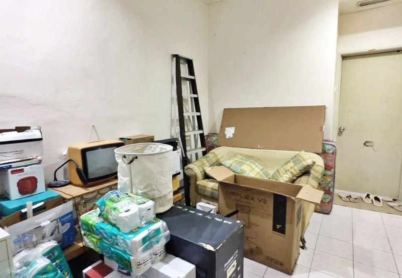 SL 13, Bandar Sungai Long