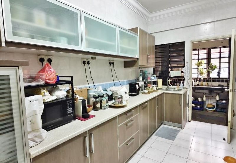 SL 13, Bandar Sungai Long