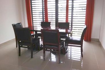 SemiD 2 Tkt berhampiran pantai-Punggai Kota Tinggi