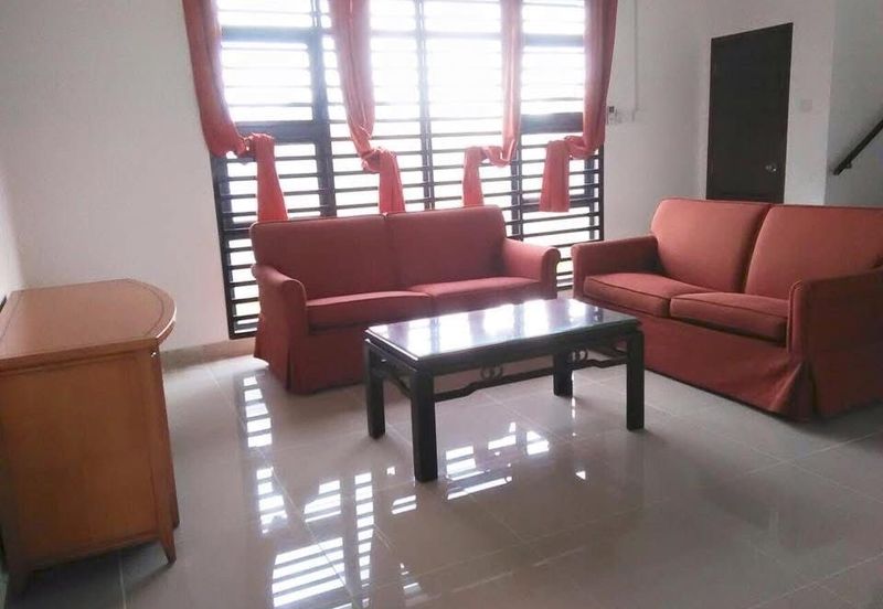 SemiD 2 Tkt berhampiran pantai-Punggai Kota Tinggi