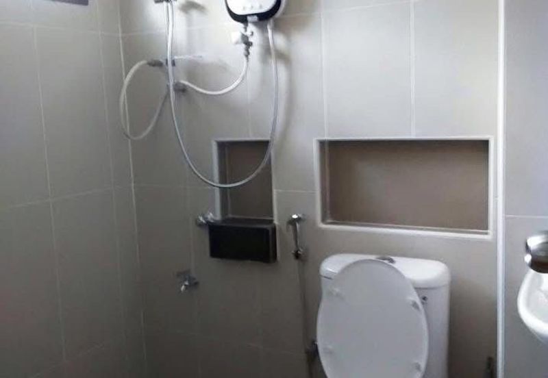 SemiD 2 Tkt berhampiran pantai-Punggai Kota Tinggi