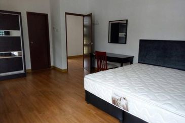 SemiD 2 Tkt berhampiran pantai-Punggai Kota Tinggi