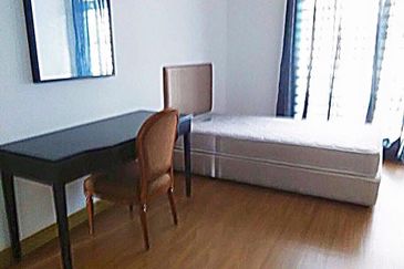 SemiD 2 Tkt berhampiran pantai-Punggai Kota Tinggi