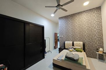 SUNGAI KARANG DARAT I