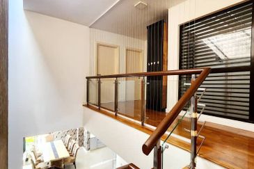 Mozart, Symphony Hills