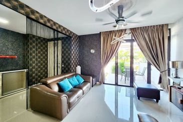 Mozart, Symphony Hills